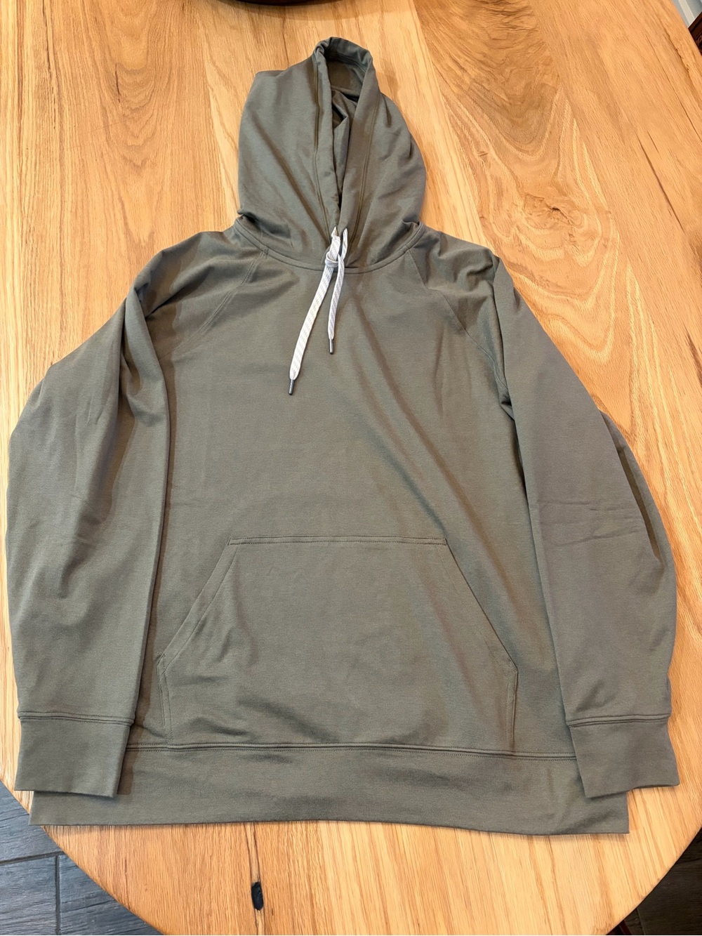 Vuori women’s DreamKnit Halo Oversized Hoodie, size small, dark metal heather